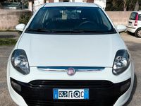 Usata Fiat Grande Punto 75 CV (55 kW) 2011 Bianco Utilitaria