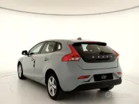 Usata Volvo V40 Business Edition 120 CV (88 kW) 2017 Bluazzurro Berlina