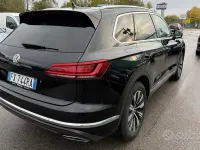 Usata VW Touareg Advance 231 CV (169 kW) 2019 Nero SUV