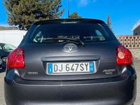 Usata Toyota Auris 90 CV (66 kW) 2007 Grigio Utilitaria