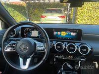Usata Mercedes A180 140 CV (102 kW) 2019 Nero Berlina