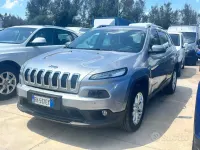 Usata Jeep Cherokee 185 CV (136 kW) 2015 Grigio SUV