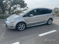 Usata Ford S-MAX Sport 2013 Grigio Monovolume