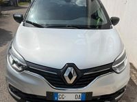 Usata Renault Captur 100 CV (73 kW) 2019 Grigio SUV