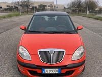 Usata Lancia Ypsilon 80 CV (58 kW) 2006 Arancione Utilitaria