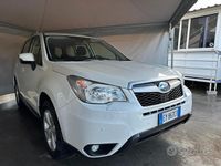 Usata Subaru Forester Comfort 147 CV (108 kW) 2015 Bianco SUV