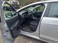 Usata Peugeot 5008 112 CV (82 kW) 2011 Grigio Monovolume