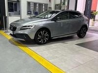 Usata Volvo V40 CC 120 CV (88 kW) 2017 Argento Station wagon