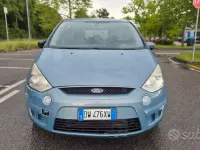 Usata Ford S-MAX S 140 CV (102 kW) 2009 Blu Monovolume