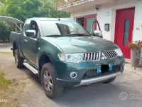 Usata Mitsubishi L200 136 CV (100 kW) 2011 Verde Pick-up