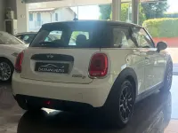 Usata Mini Cooper D 116 CV (85 kW) 2016 Beige Utilitaria