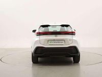 Usata Toyota C-HR Active 140 CV (102 kW) 2024 Bianco SUV