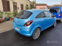 Usata Opel Corsa 86 CV (63 kW) 2011 Utilitaria