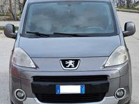 Usata Peugeot Partner 92 CV (67 kW) 2010 Grigio Monovolume