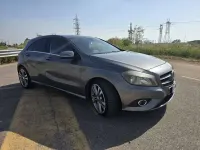 Usata Mercedes A180 109 CV (80 kW) 2013 Grigio Utilitaria