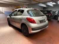 Usata Peugeot 207 73 CV (53 kW) 2007 Argento Berlina