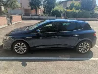 Usata Renault Mégane 110 CV (80 kW) 2016 Bluazzurro Berlina