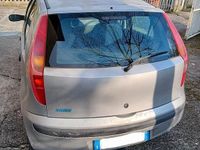 Usata Fiat Punto 60 CV (44 kW) 2001 Grigio Utilitaria