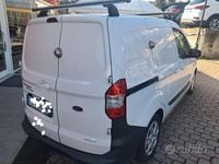 Usata Ford Courier 101 CV (74 kW) 2018 Bianco Monovolume