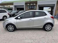 Begagnad Mazda 2 75 HK (55 kW) 2008 Silver Halvkombi