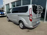 Usata Ford Tourneo Custom Titanium 131 CV (96 kW) 2017 Grigio Furgone