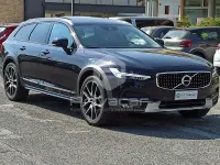Usata Volvo V90 CC Pro 190 CV (139 kW) 2018 Blu Station wagon