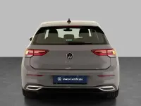 Usata VW Golf VIII Life 131 CV (96 kW) 2023 Moonstone grey Berlina