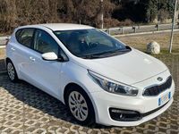 Usata Kia Ceed 110 CV (80 kW) 2016 Bianco Utilitaria