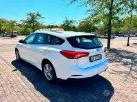 Usata Ford Focus Business Edition 120 CV (88 kW) 2021 Bianco Station wagon