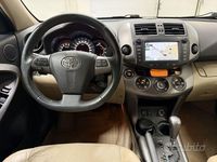 Second-hand Toyota RAV4 Executive 150 CP (110 kW) 2009 Gri SUV