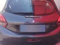 Usata Peugeot 208 68 CV (50 kW) 2016 Rosso Utilitaria