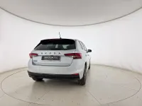 Usata Skoda Fabia 95 CV (69 kW) 2025 Argento brillante metallizzato nero tulipano perlato Utilitaria