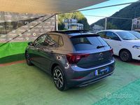 Usata VW Polo Life 95 CV (69 kW) 2024 Grigio Berlina