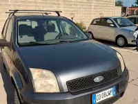 Usata Ford Fusion 101 CV (74 kW) 2002 Grigio Utilitaria