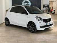 Usata Smart ForFour Proxy 70 CV (51 kW) 2015 Bianco Utilitaria