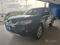 Usata Mitsubishi Outlander Instyle 140 CV (102 kW) 2008 Nero SUV