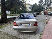 Usata Mercedes S500 306 CV (225 kW) 2000 Argento Berlina