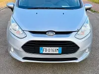 Usata Ford B-MAX Titanium 75 CV (55 kW) 2015 Grigio Monovolume