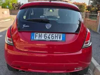 Usata Lancia Ypsilon 95 CV (69 kW) 2017 Rosso Utilitaria
