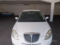 Usata Lancia Ypsilon 80 CV (58 kW) 2009 Bianco Utilitaria