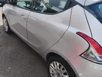 Usata Lancia Ypsilon Silver 69 CV (50 kW) 2011 Grigio Utilitaria