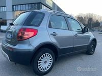 Usata Fiat Sedici 135 CV (99 kW) 2014 Grigio SUV