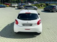 Usata Peugeot 208 Active 82 CV (60 kW) 2013 Bianco Utilitaria
