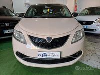 Usata Lancia Ypsilon 69 CV (50 kW) 2018 Beige Utilitaria
