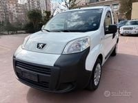 Usata Peugeot Bipper 75 CV (55 kW) 2012 Bianco Monovolume