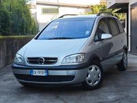 Usata Opel Zafira 101 CV (74 kW) 2003 Argento Monovolume