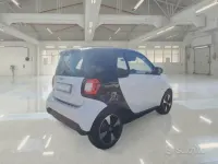 Usata Smart ForTwo Coupé Passion 41 kW (56 CV) 2020 Bianco Utilitaria