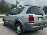 Usata SsangYong Rexton 165 CV (121 kW) 2005 Grigio SUV