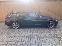 Usata BMW 320 Sport Line 190 CV (139 kW) 2016 Nero Station wagon