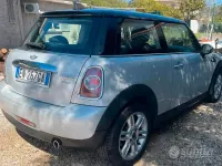 Usata Mini Cooper 122 CV (89 kW) 2012 Grigio Utilitaria